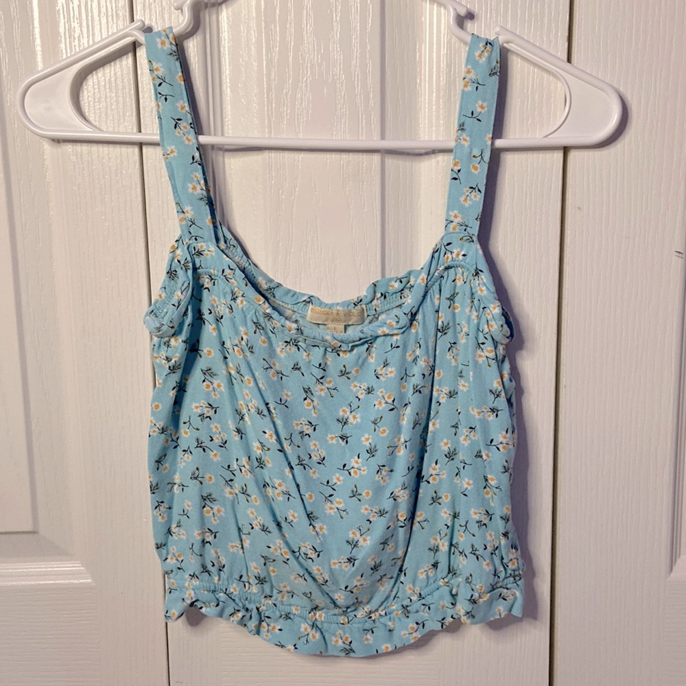 Blue white white flowers girls top.